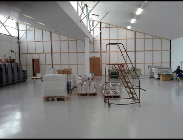 2,000M² FACTORY TO LET IN MAITLAND